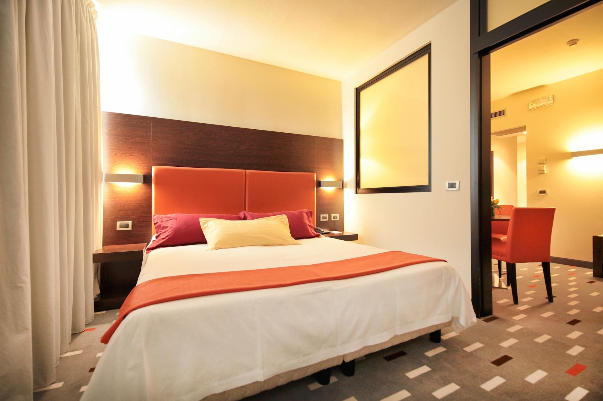 Hotel Major Ronchi Dei Legionari Esterno foto