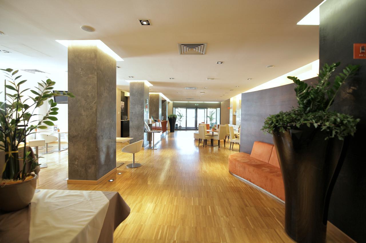 Hotel Major Ronchi Dei Legionari Esterno foto